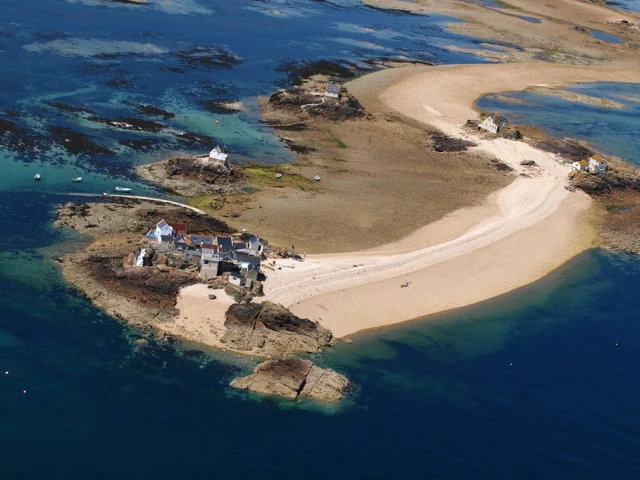 Les Ecrehous Low tide